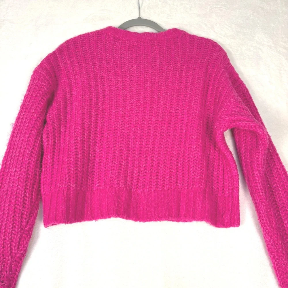 American Eagle Women's Hot Pink‎ Cropped Sweater XS Chunky Coquette Barbiecore